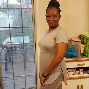 Meet your Posher, Adriane